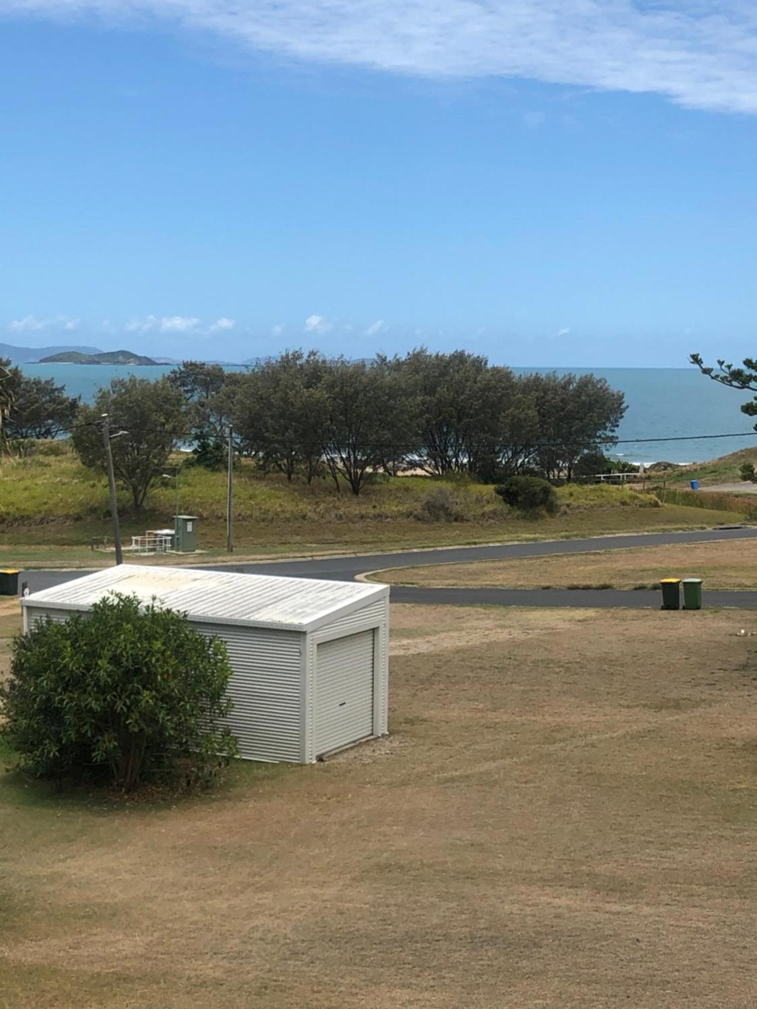 Вілла Rocky Retreat At Emu Park Екстер'єр фото